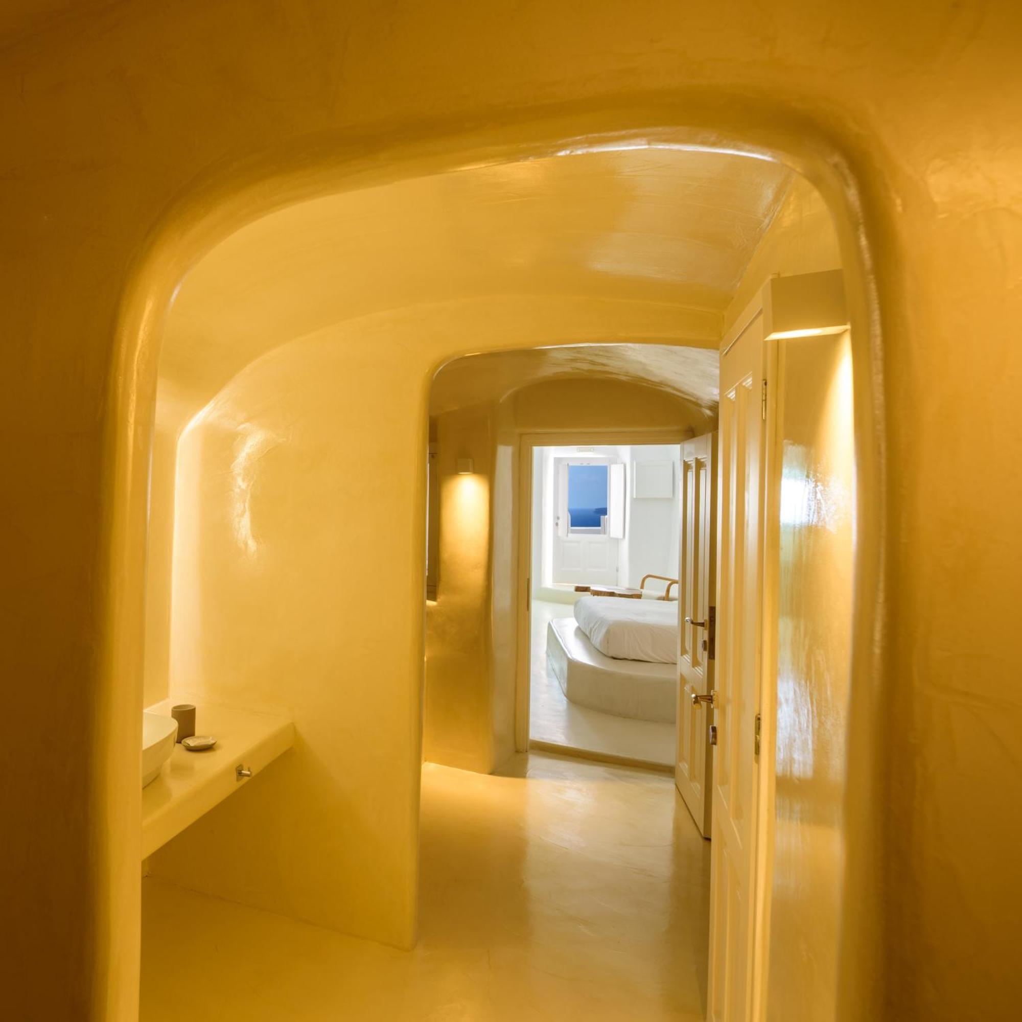 Gaia Suites Oia  Exterior photo